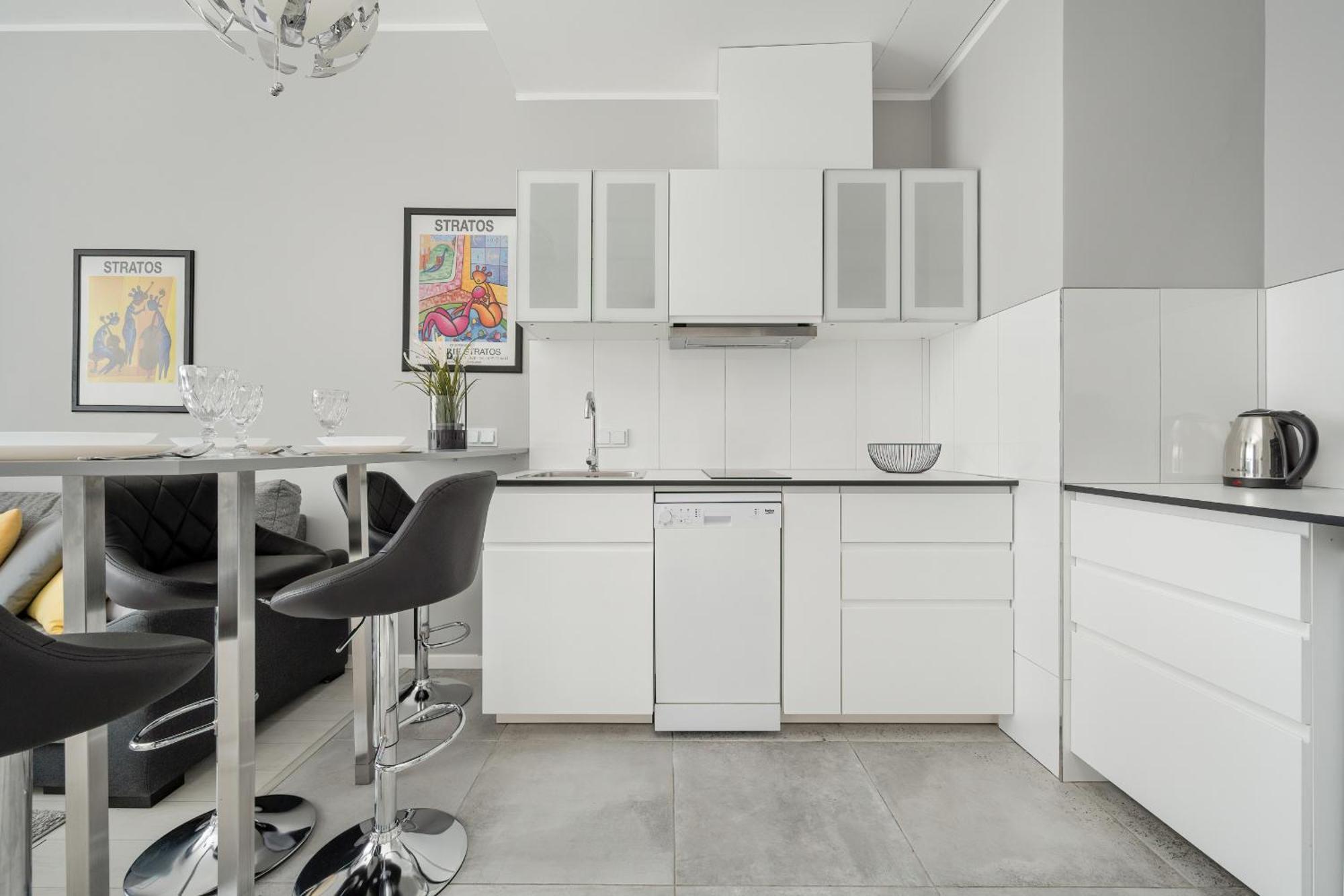 Center Close To The Market And Park With Parking & Air Conditioning By Renters Prestige Appartamento